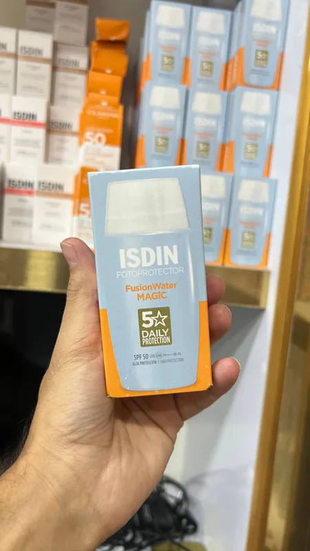 خرید ضد آفتاب ایزدین فیوژن واتر مجیک SPF 50 حجم 50 میلیلیتر اورجینال تصویر محصول نیدومارکت