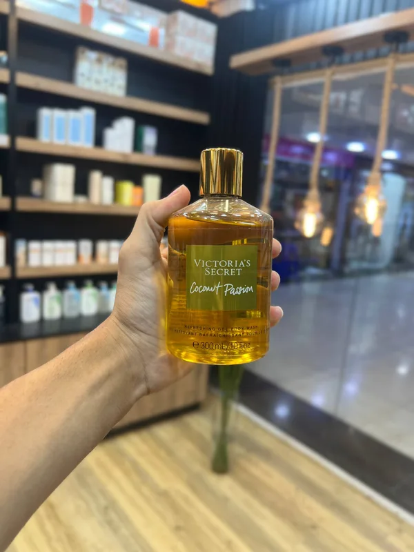 خرید ژل شستشوی بدن ویکتوریا سکرت مدل Coconut Passion اورجینال تصویر محصول نیدومارکت