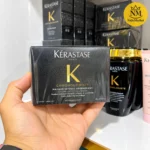 بسته ماسک موی احیاکننده کرونولوژیست کرستاس در چیدمان روشن همراه با جزئیات کامل شکل و رنگ بسته‌بندی