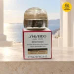 کرم دور چشم شیسیدو مدل Benefiance Wrinkle Smoothing حجم ۱۵ میلی‌لیتر، ظرف کرم روی جعبه محصول
